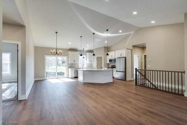 13969 N Highview Drive, Dalton, OH 44618