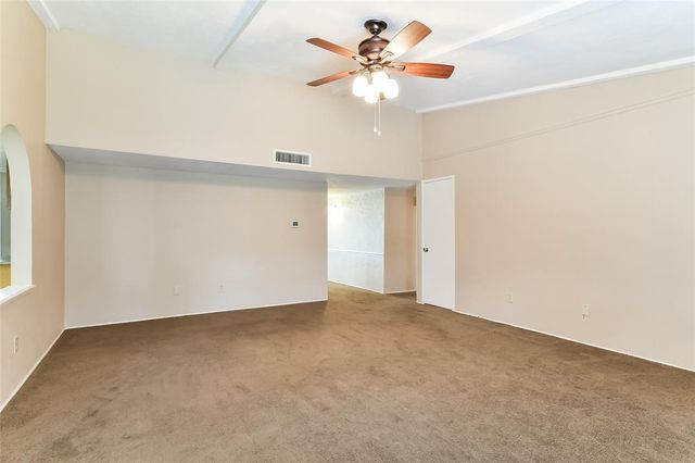5514 Edgebrook Forest Drive, Houston, TX 77088
