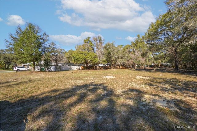5595 E Arthur Street, Inverness, FL 34452
