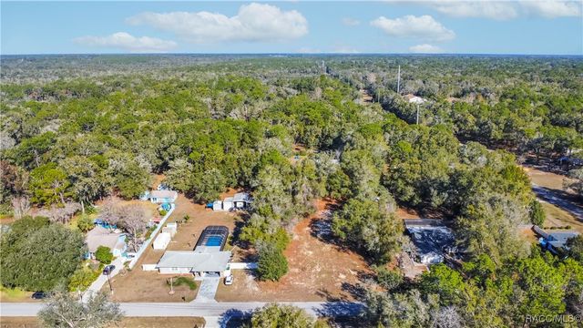 5595 E Arthur Street, Inverness, FL 34452