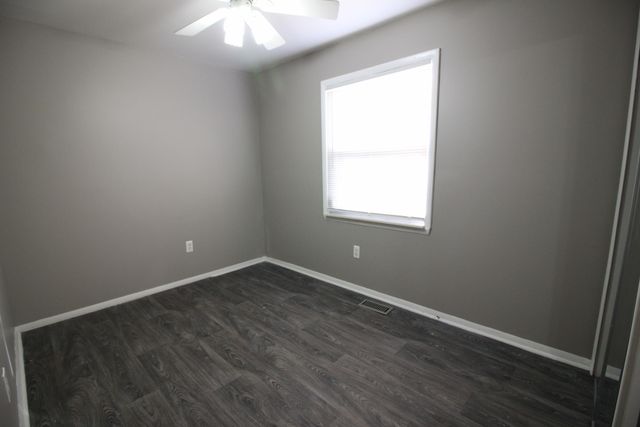 15756 Woodmont Street, Romulus, MI 48174