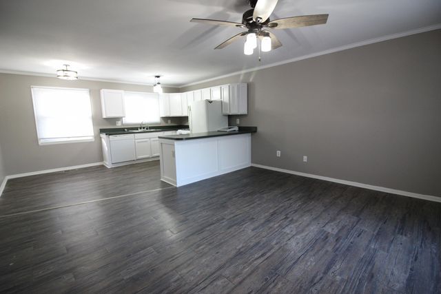 15756 Woodmont Street, Romulus, MI 48174