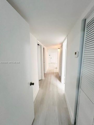 10773 Cleary Boulevard 212, Plantation, FL 33324