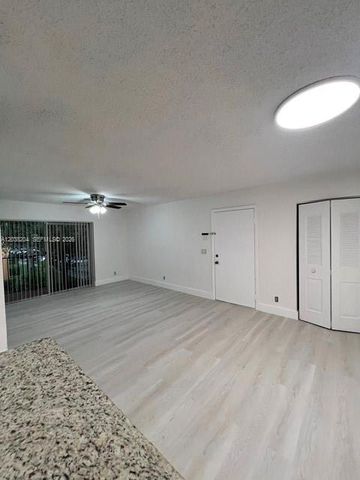 10773 Cleary Boulevard 212, Plantation, FL 33324