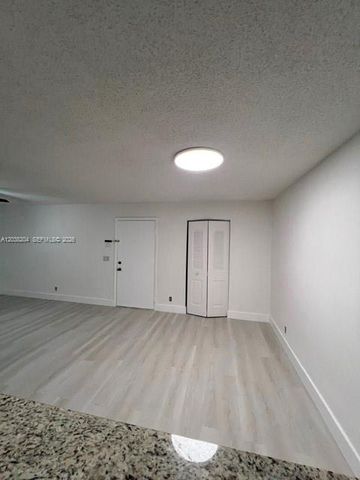 10773 Cleary Boulevard 212, Plantation, FL 33324