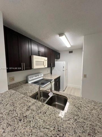 10773 Cleary Boulevard 212, Plantation, FL 33324