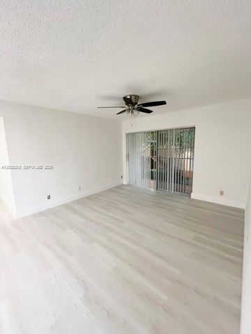 10773 Cleary Boulevard 212, Plantation, FL 33324