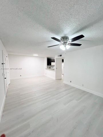 10773 Cleary Boulevard 212, Plantation, FL 33324