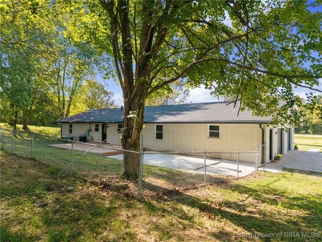 6975 Main Street NE, Lanesville, IN 47136