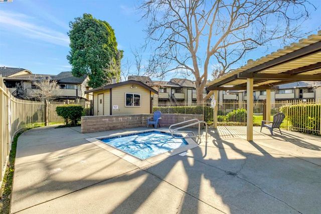 641 Majestic Way 36, San Leandro, CA 94578