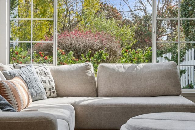 319 Commodore DR, Richmond, CA 94804