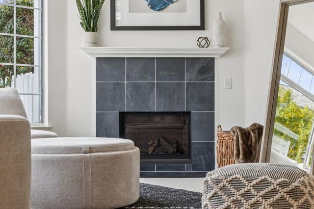 319 Commodore DR, Richmond, CA 94804