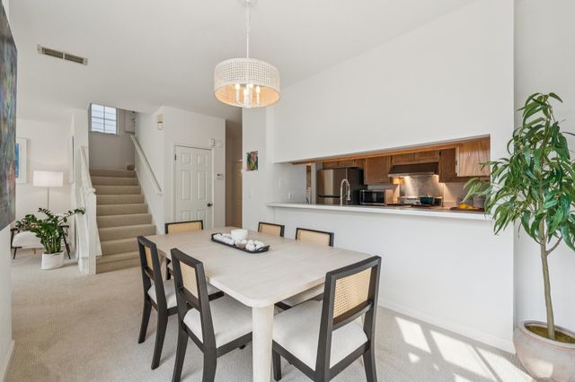 319 Commodore DR, Richmond, CA 94804