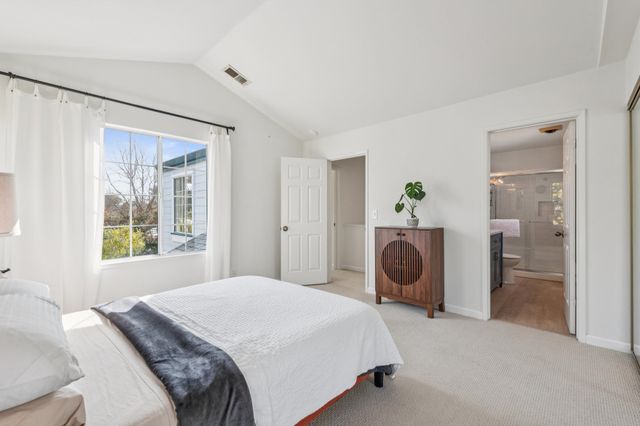 319 Commodore DR, Richmond, CA 94804