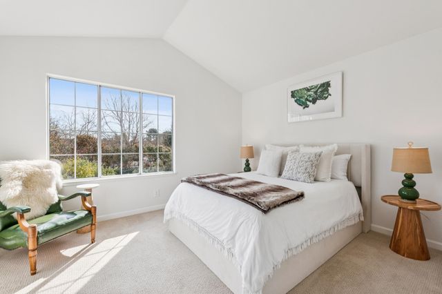 319 Commodore DR, Richmond, CA 94804