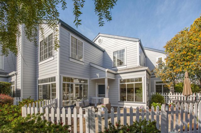 319 Commodore DR, Richmond, CA 94804