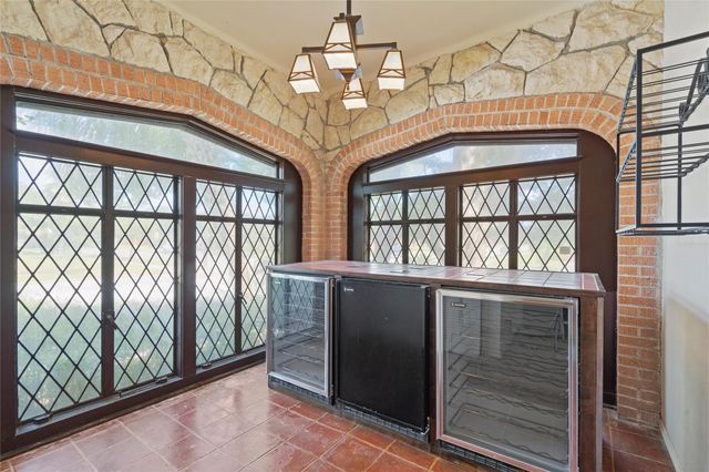 4502 Avenue O, Galveston, TX 77551