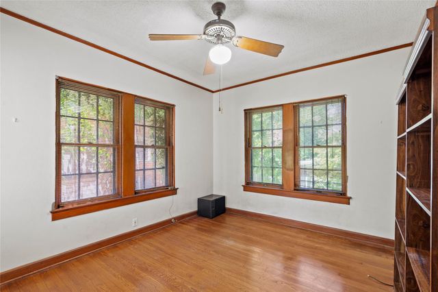 4502 Avenue O, Galveston, TX 77551