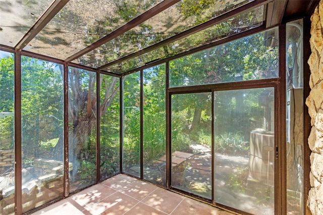 4502 Avenue O, Galveston, TX 77551