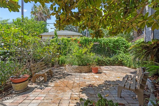 4502 Avenue O, Galveston, TX 77551