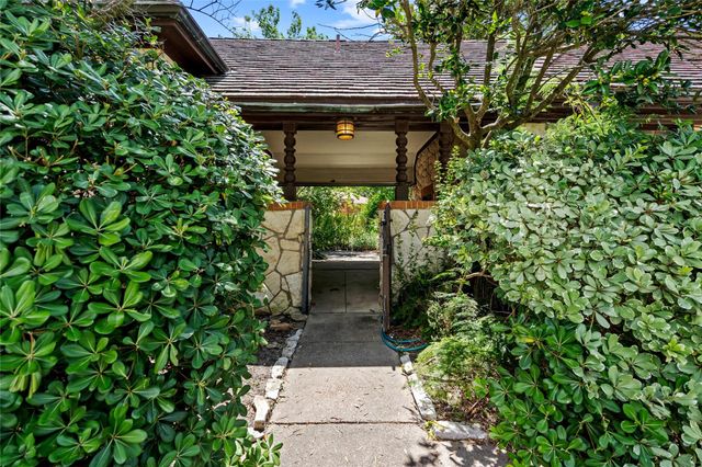 4502 Avenue O, Galveston, TX 77551