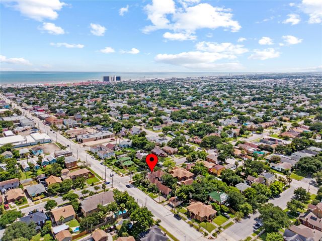 4502 Avenue O, Galveston, TX 77551