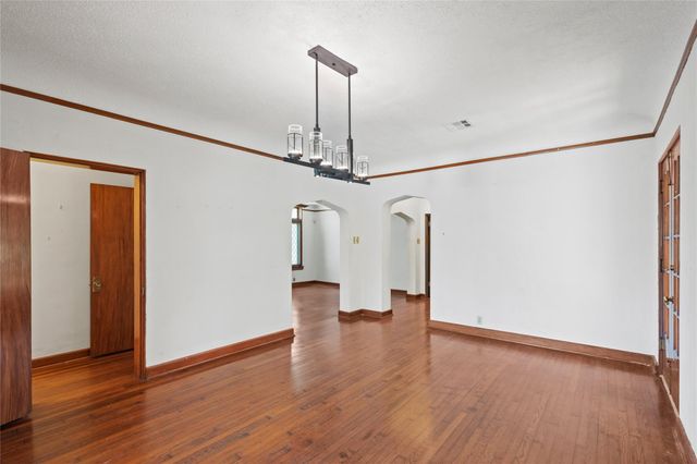 4502 Avenue O, Galveston, TX 77551