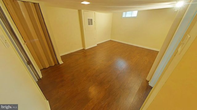 9718 53RD AVE, College Park, MD 20740