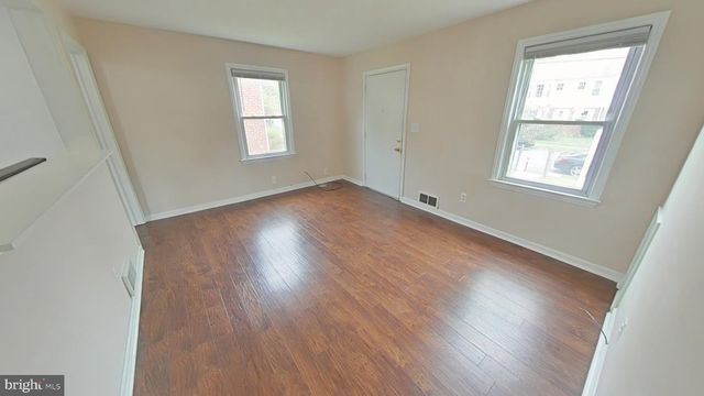 9718 53RD AVE, College Park, MD 20740