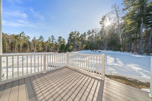 6 Amandas Way 6, Halifax, MA 02338