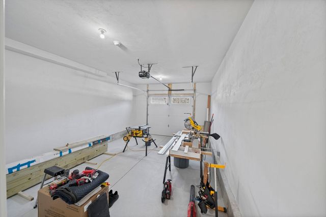 6 Amandas Way 6, Halifax, MA 02338