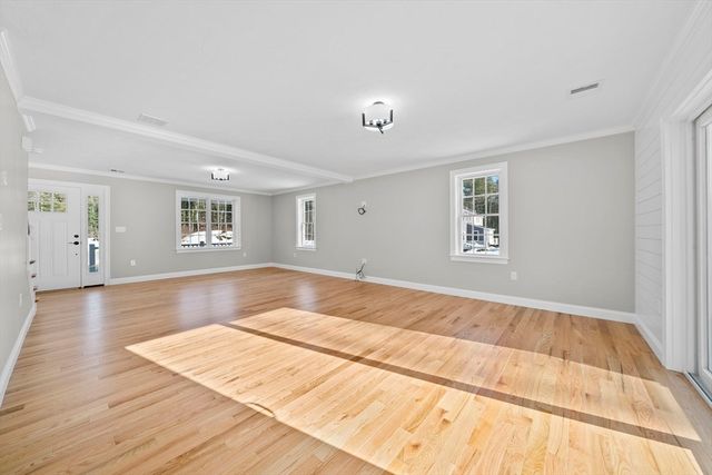 6 Amandas Way 6, Halifax, MA 02338