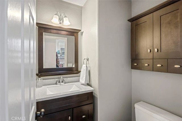 21552 Cherry Court, Saugus, CA 91350