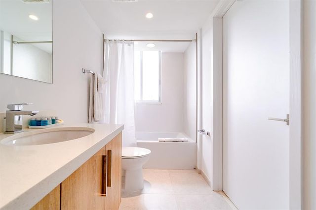 1100 100th Street 502, Bay Harbor Islands, FL 33154