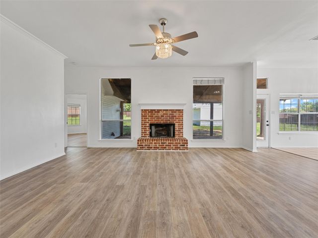 3651 Willow Creek Drive, Midlothian, TX 76065