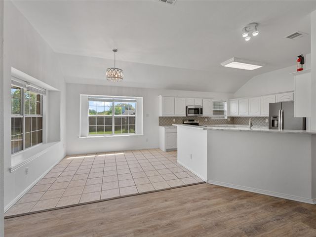 3651 Willow Creek Drive, Midlothian, TX 76065