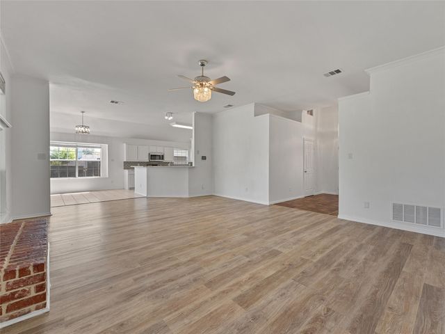 3651 Willow Creek Drive, Midlothian, TX 76065