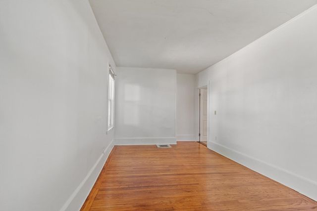 372 Cabot St 1, Beverly, MA 01915