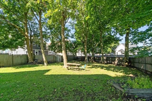 372 Cabot St 1, Beverly, MA 01915