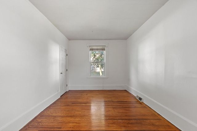 372 Cabot St 1, Beverly, MA 01915
