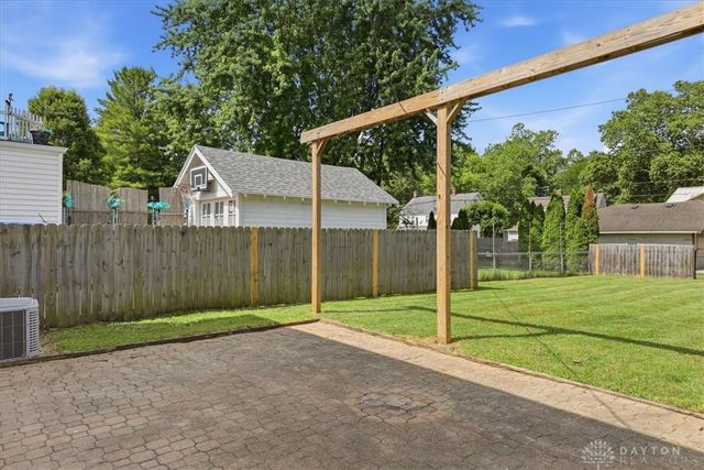 2148 Broadway Street, Springfield, OH 45504