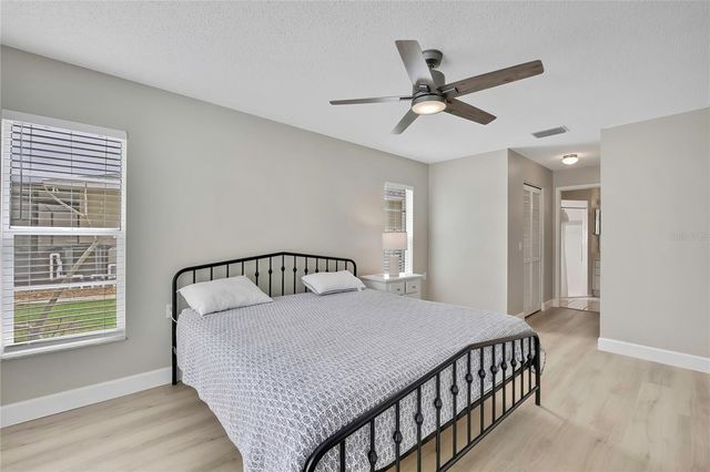 8015 SUGARBUSH DRIVE, Spring Hill, FL 34606