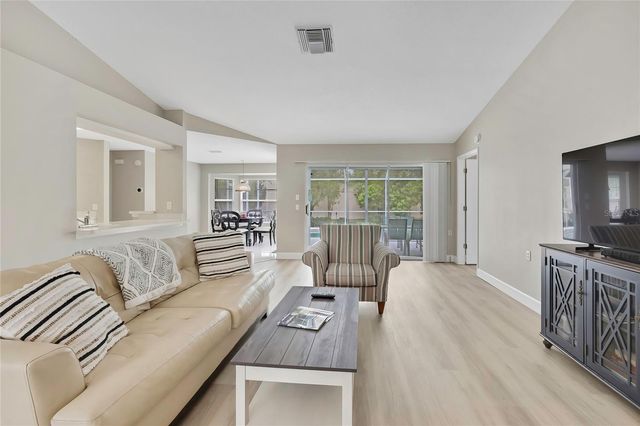 8015 SUGARBUSH DRIVE, Spring Hill, FL 34606