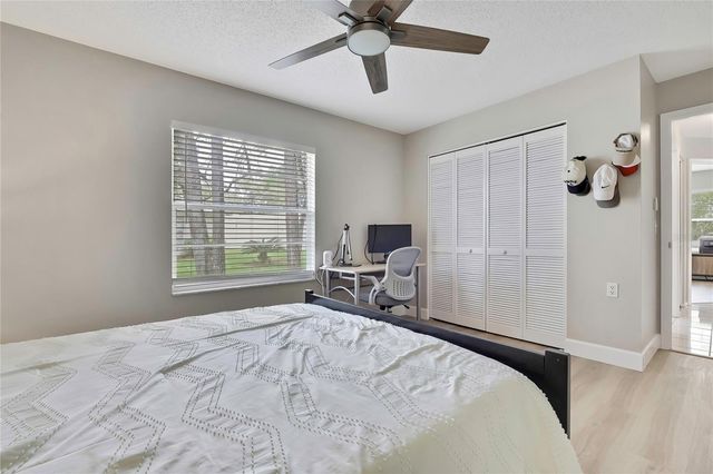 8015 SUGARBUSH DRIVE, Spring Hill, FL 34606