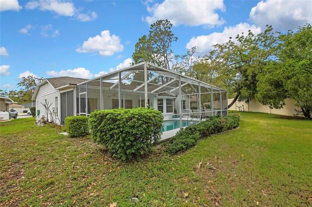 8015 SUGARBUSH DRIVE, Spring Hill, FL 34606