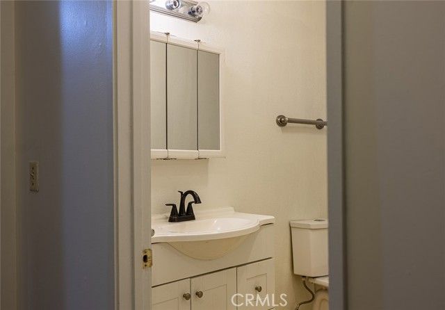 24738 Nestal Court, Crestline, CA 92325