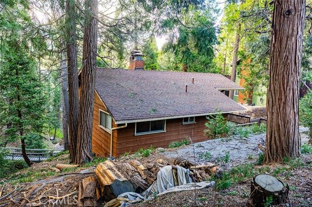 24738 Nestal Court, Crestline, CA 92325