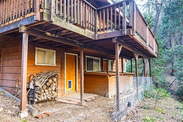 24738 Nestal Court, Crestline, CA 92325