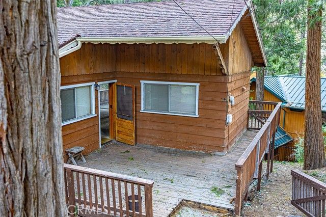 24738 Nestal Court, Crestline, CA 92325