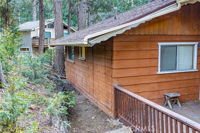 24738 Nestal Court, Crestline, CA 92325
